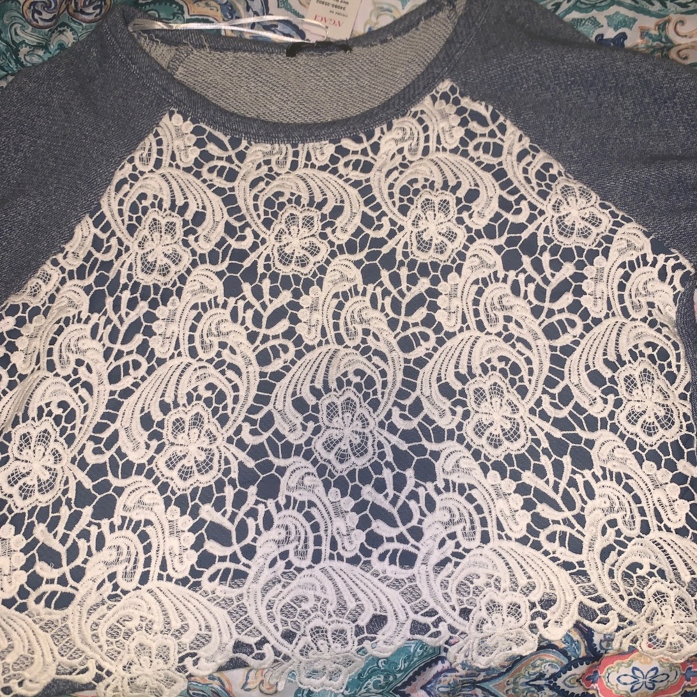 Crop top sweater